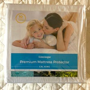 Linenspa California king mattress protector